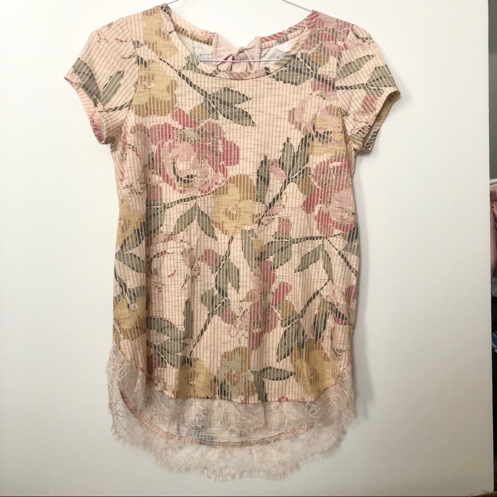 LC Lauren Conrad- Women XS- short sleeve top